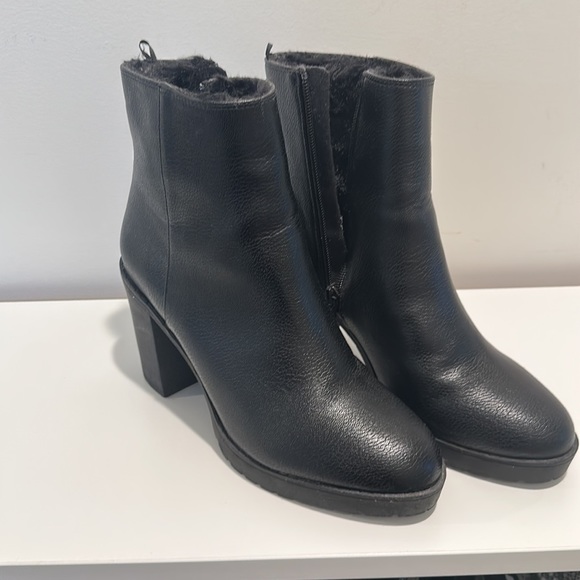H and M heeled booties worn once !! - Picture 3 of 4